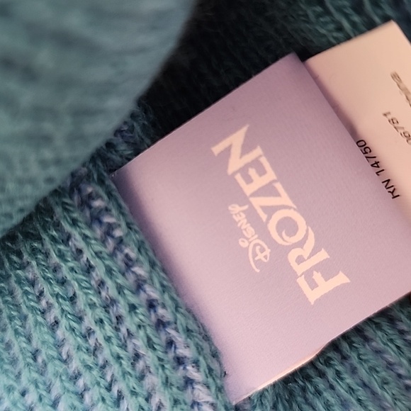 Disney Frozen Licensed Toddler Knit Beanie Hat & Mitten Set - Picture 6 of 8